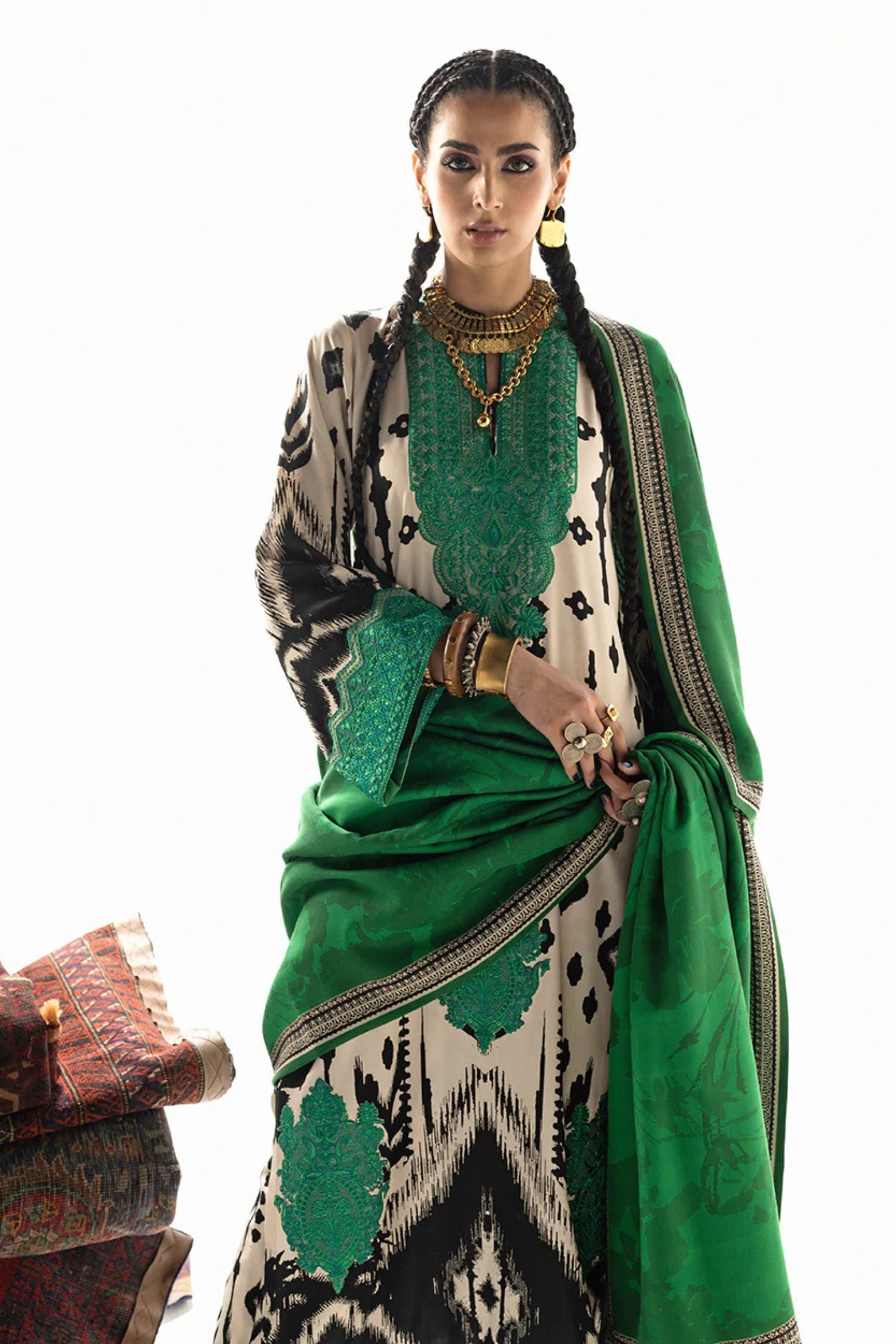 Zainab Chottani | Novaya - D7 | Lawn | 3 Piece