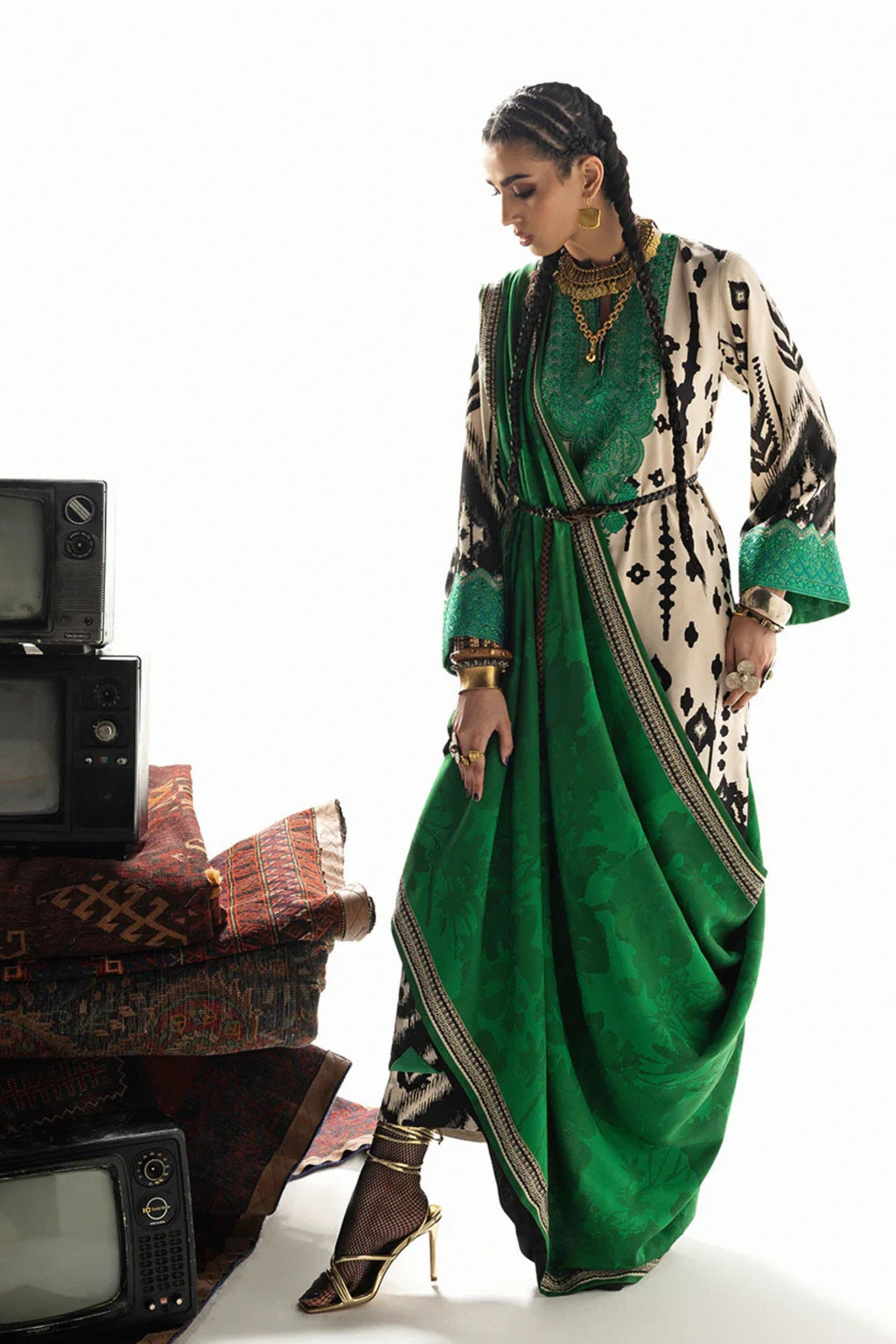 Zainab Chottani | Novaya - D7 | Lawn | 3 Piece