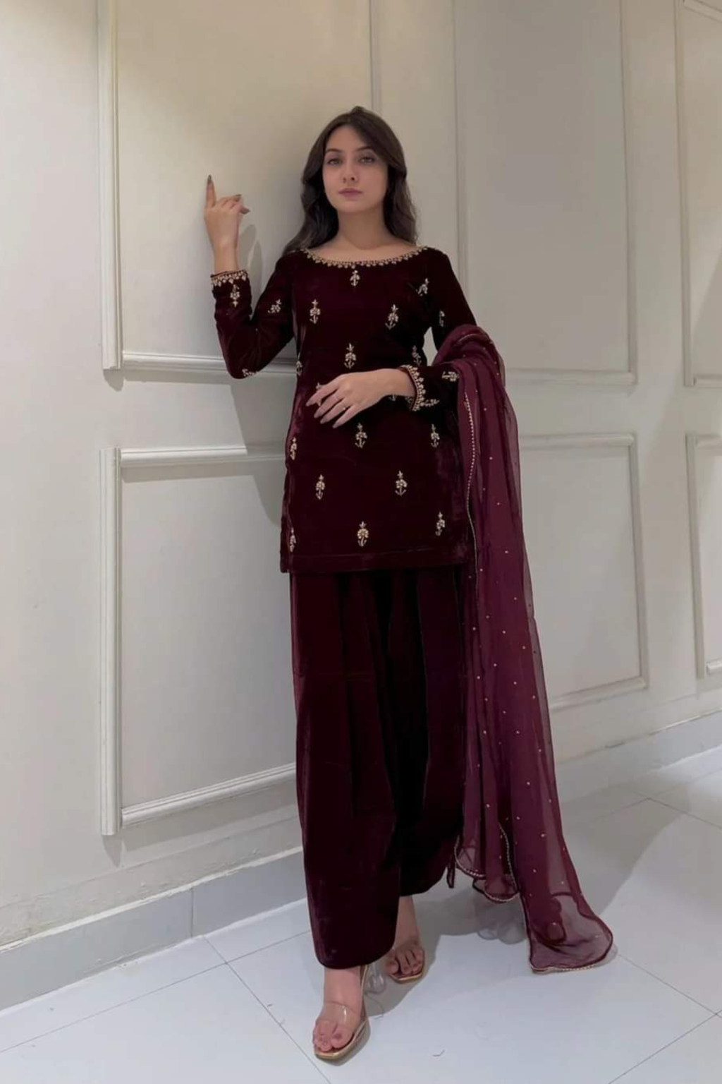 Ruby | Velvet NV-090 | 3 Piece