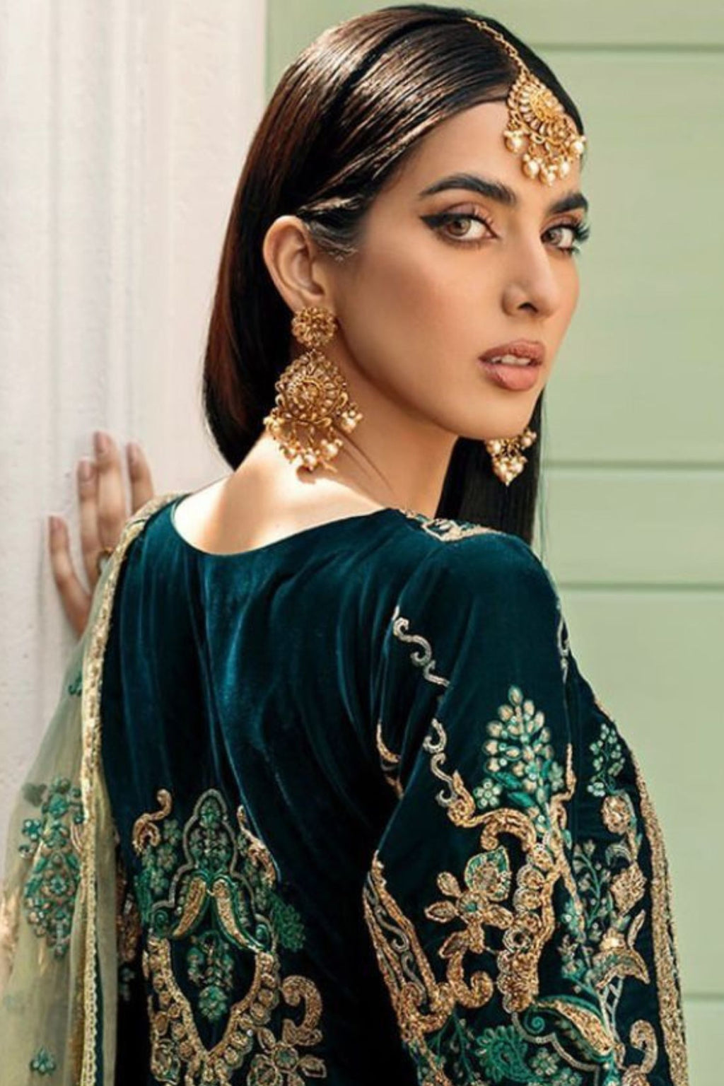 Emaan Adeel | MK-02 Makhmal | 3 Piece