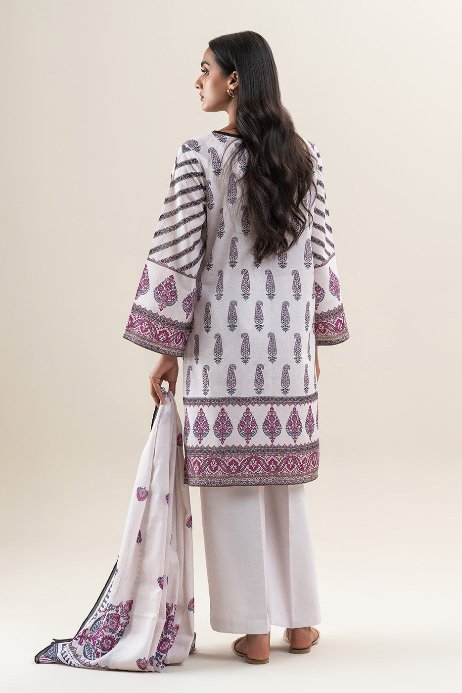 Porcelain Lace| Swiss Lawn | Unstitched | 3Pcs   3PC