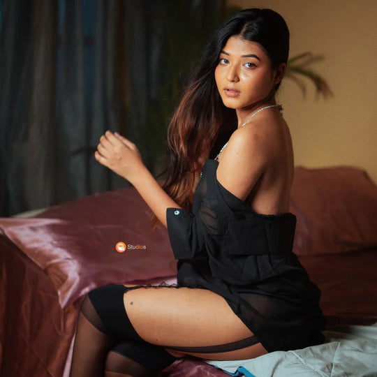 Seductive Lingerie Set with Chained Straps   Inner Wear