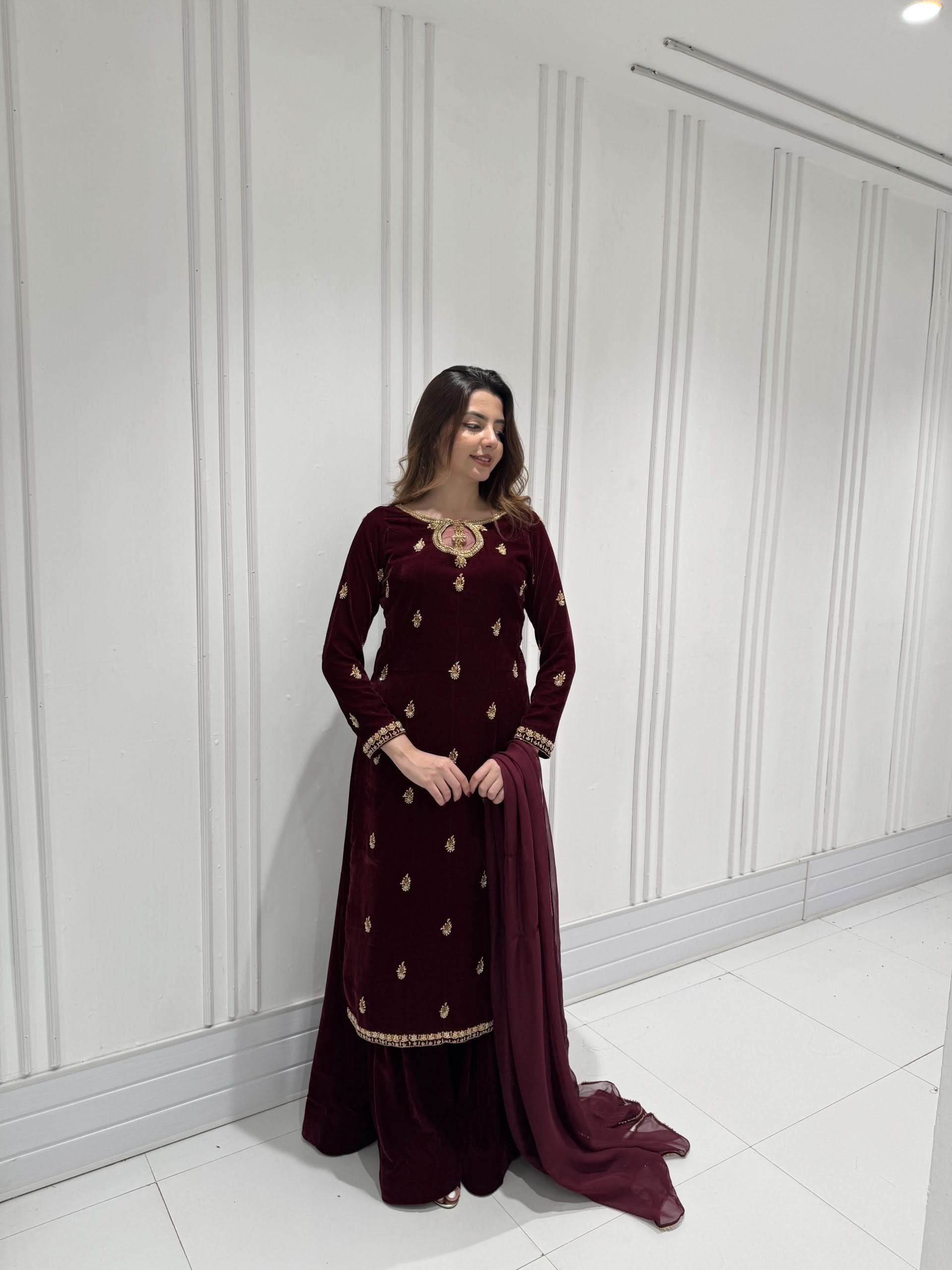 Poshkari | Velvet DM-001 | 3 Piece