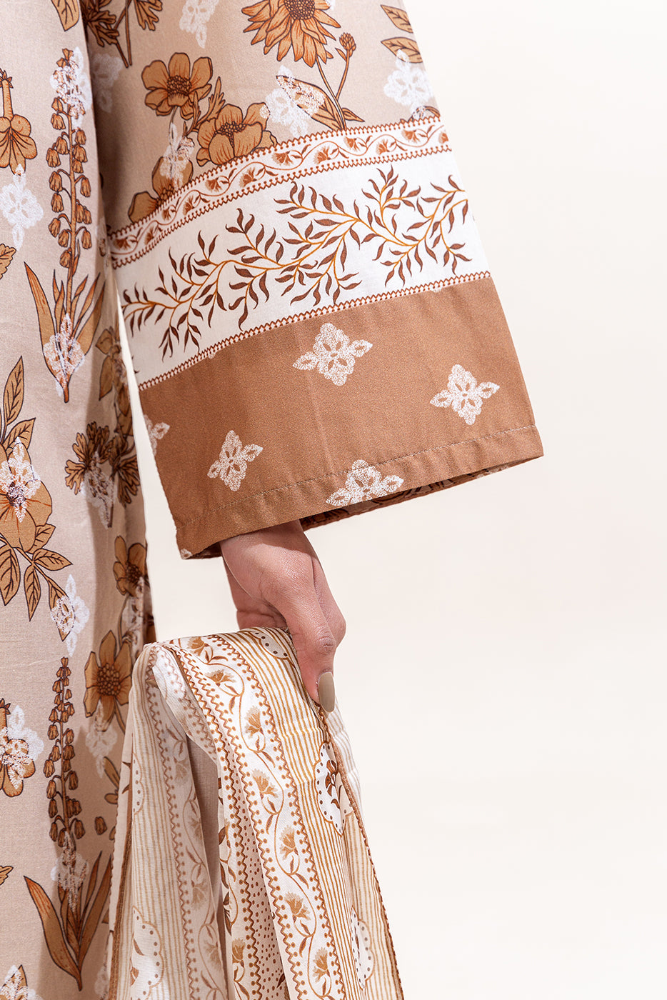 Pristine Beige | Swiss Lawn | Unstitched | 3Pcs   3PC