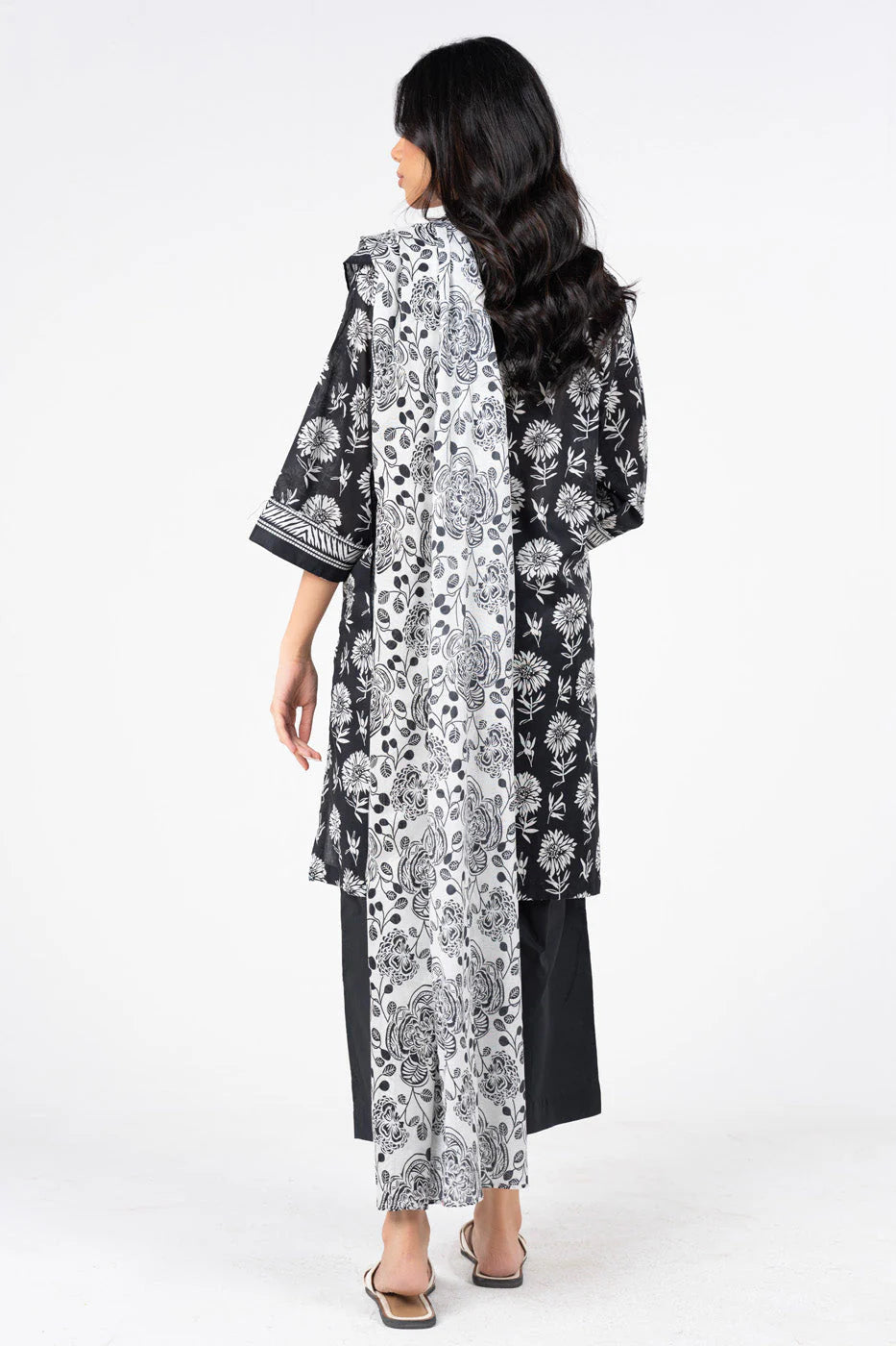 Al Karam | Printed Lawn | Unstitched | 3 Piece   3PC