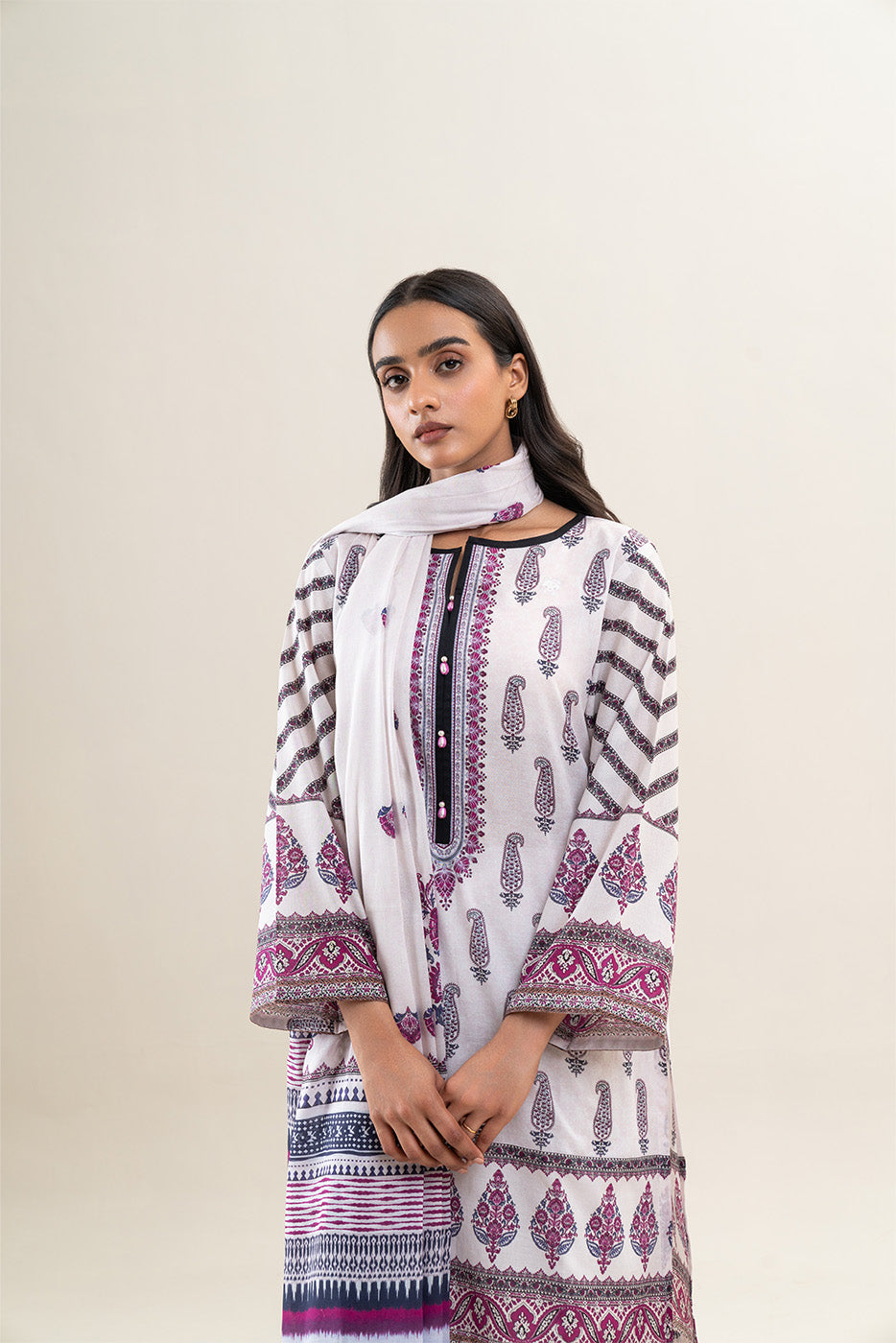 Porcelain Lace| Swiss Lawn | Unstitched | 3Pcs   3PC