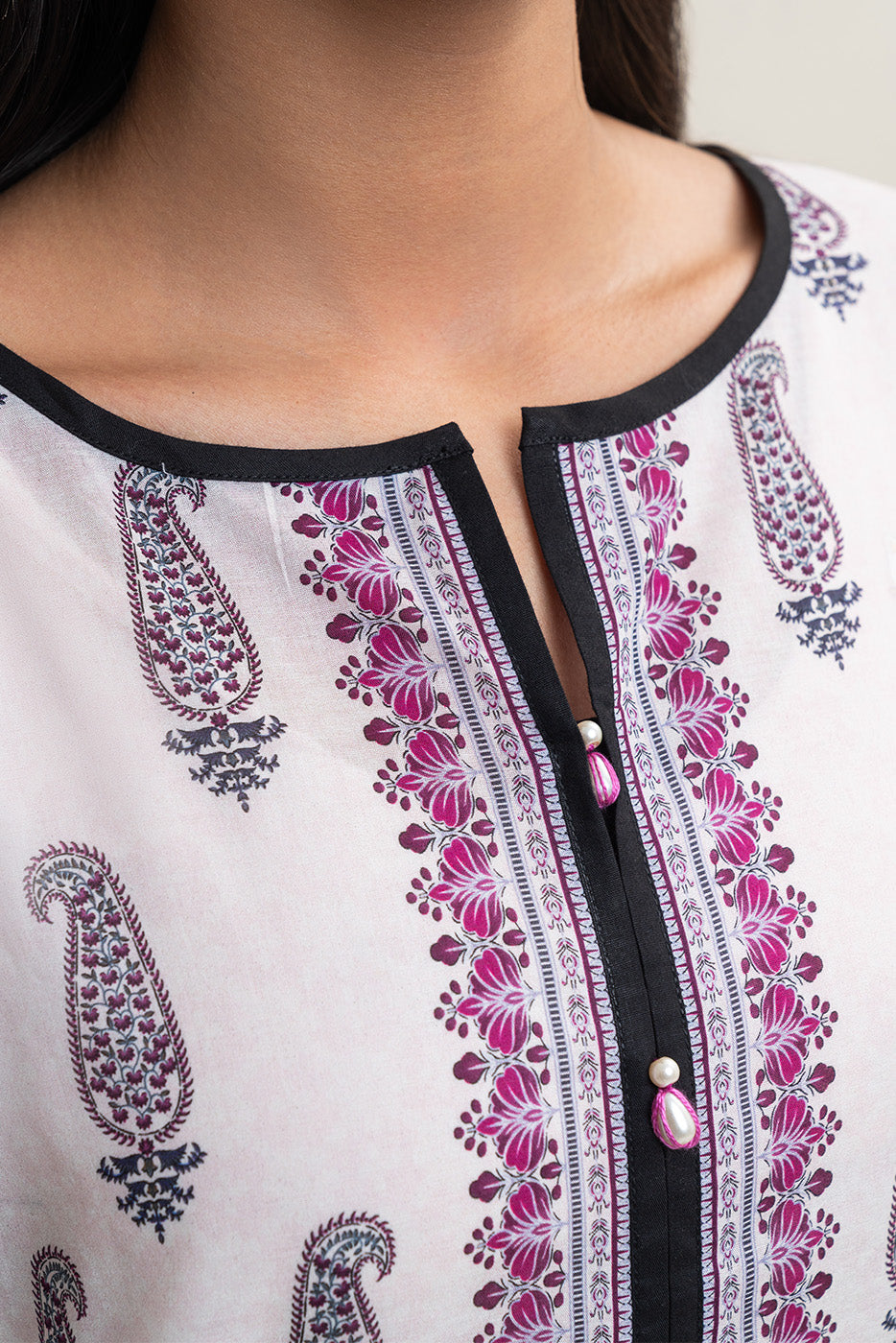 Porcelain Lace| Swiss Lawn | Unstitched | 3Pcs   3PC